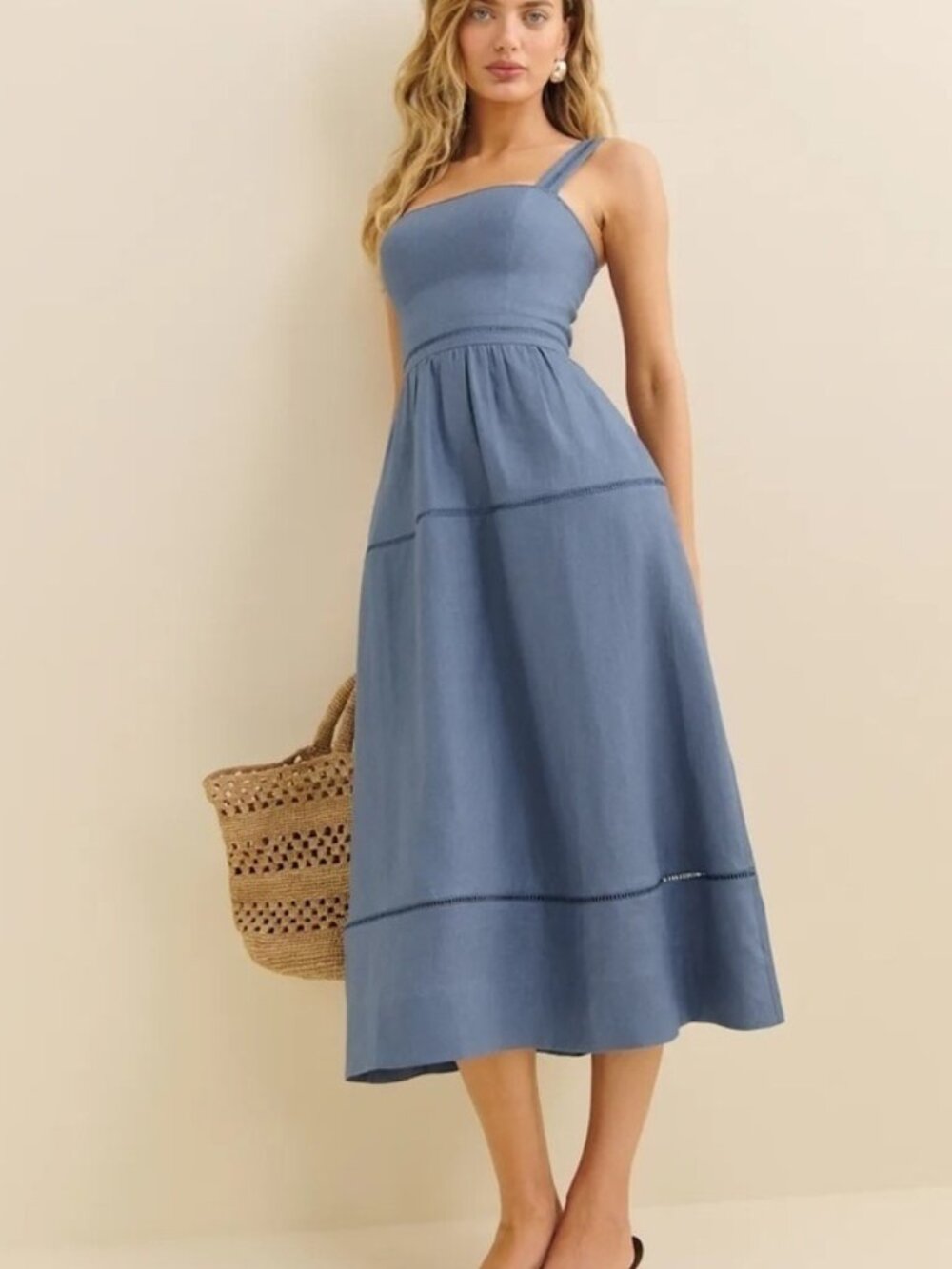 NEW Reformation Everett Linen Midi Dress Cornflower Blue | US 2 UK 6 - Picture 4 of 16